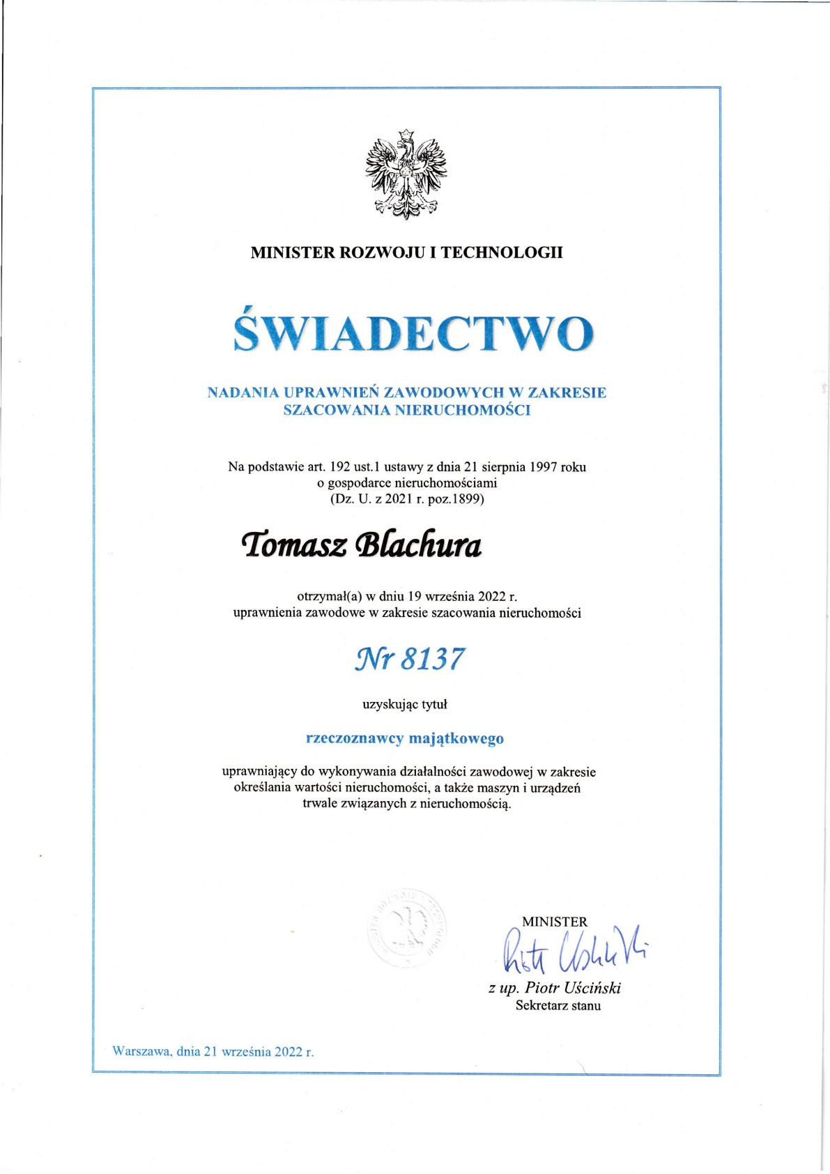 Świadectwo nadania Tomaszowi Blachurze uprawnień zawodowych nr 8137 w zakresie szacowania nieruchomości